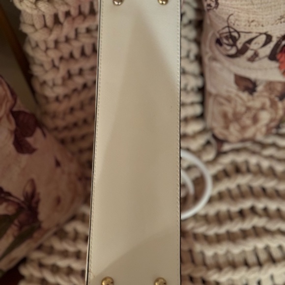 Pink and White Tote - Picture 7 of 8